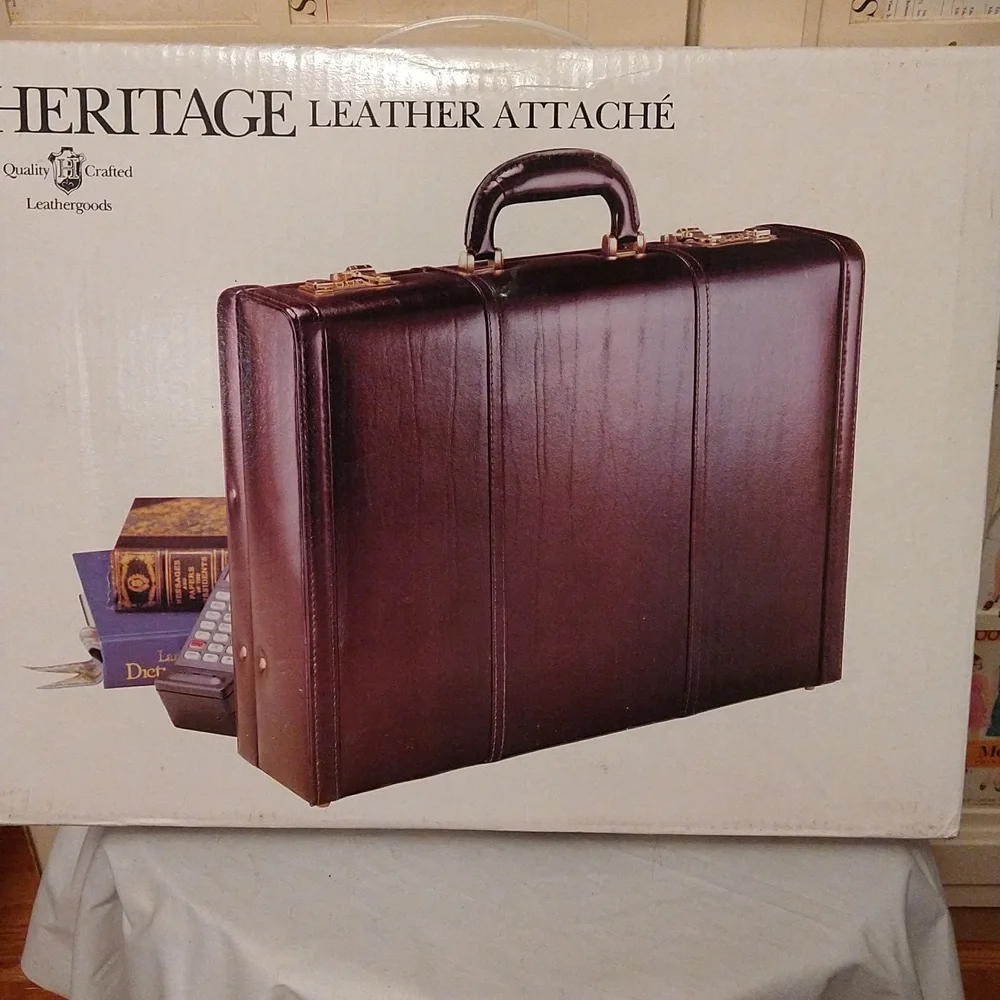 NIB Heritage burgundy leather attached case